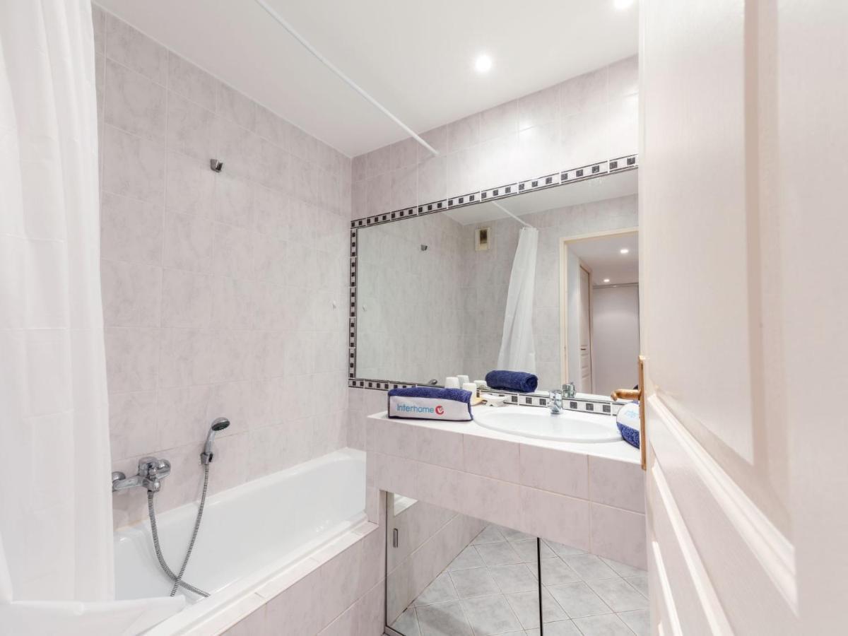 Apartment Cap Marine-2 By Interhome Cavalaire-sur-Mer Eksteriør billede