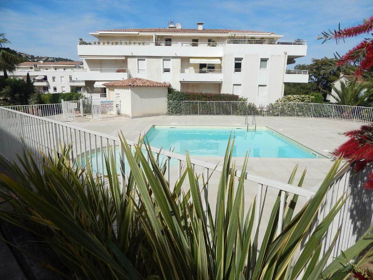 Apartment Cap Marine-2 By Interhome Cavalaire-sur-Mer Eksteriør billede